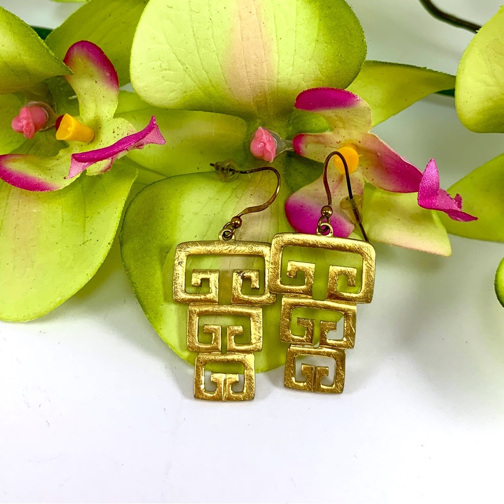 Vintage Gold Toned Earrings